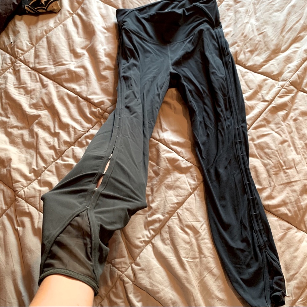 Athleta Gray cutout Leggings Medium